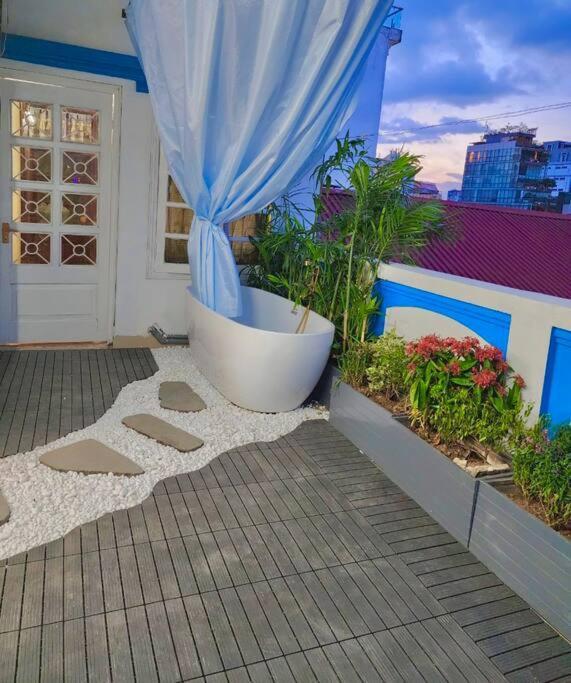 Lushstay Rooftop - Hanoi Train Station Exterior photo